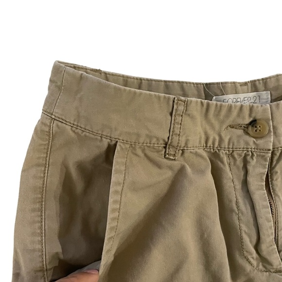 Forever 21 - Picture 2 of 5